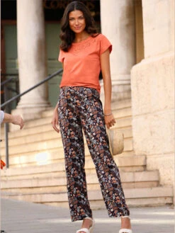 T-shirt à Manches Courtes Superbe Broderie Ajourée