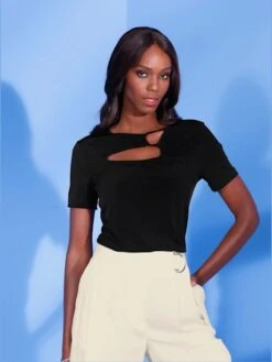 T-shirt Superbe Encolure