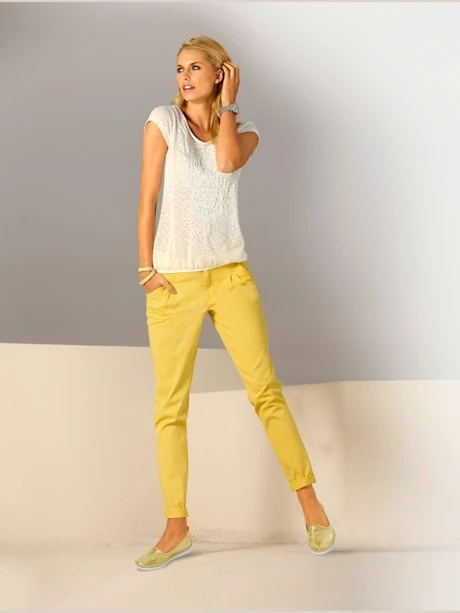 T-shirt à Encolure Ronde Qualité Dévoré, Imprimé Effet Ton Sur Ton 1 T-shirt à Encolure Ronde Qualité Dévoré, Imprimé Effet Ton Sur Ton